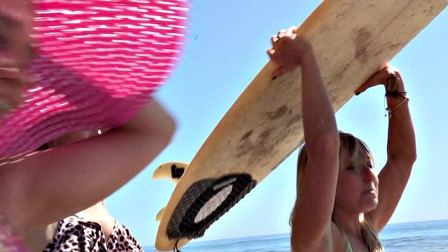 Surfer Babes