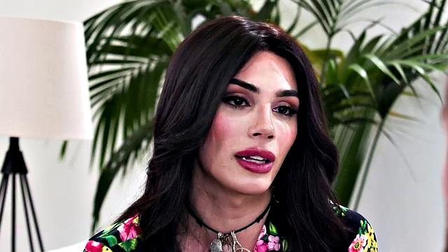 Small boobs TS in lingerie fucked bareback in greedy ass