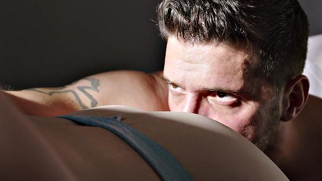 21yo twink rimmed and bareback fucked by stepbrother