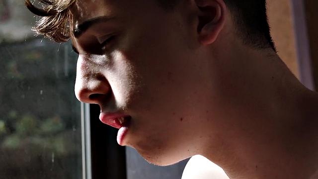 21yo twink rimmed and bareback fucked by stepbrother