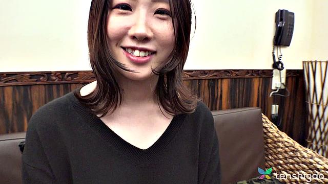 Introducing Azusa Ono: A Cute And Innocent Babe