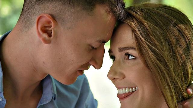 21 SEXTURY - Outdoor Massage Turns Into Hot Anal Sex With The Perfect Alexis Crystal