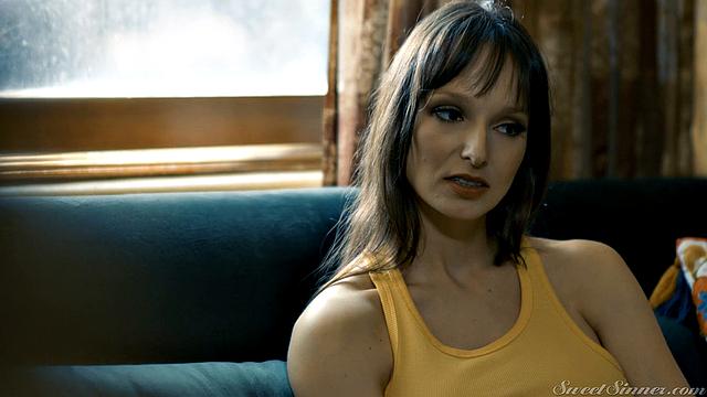 мамка-терапевтша лечит членом, а не словами