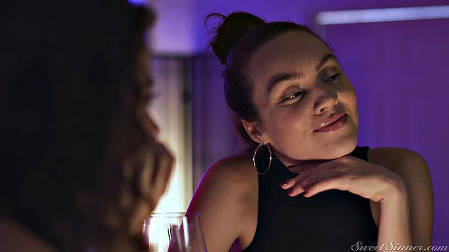 The Sex Therapist 6 - Scene 2 - Up Close Personal