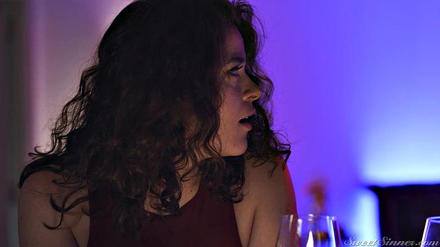 мамка-терапевтша лечит членом, а не словами