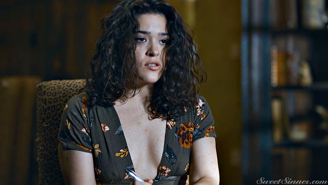 мамка-терапевтша лечит членом, а не словами