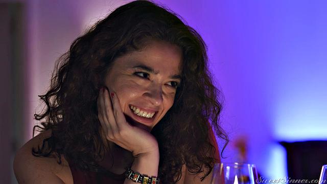 The Sex Therapist 6 - Scene 2 - Up Close Personal