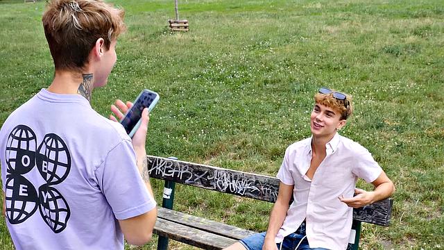 Horny Twinks Making Hot Memories