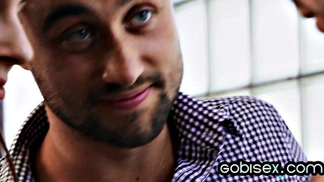 21yo babe doggystyled in bi 3way