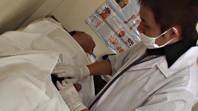 Asian amateur assbanged by doctor in his office