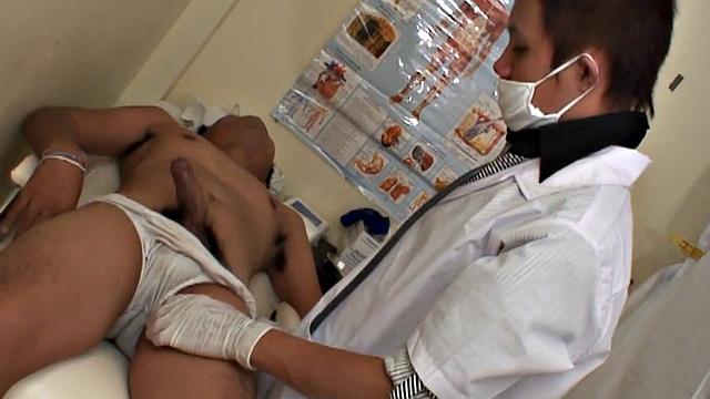 Asian amateur assbanged by doctor in his office