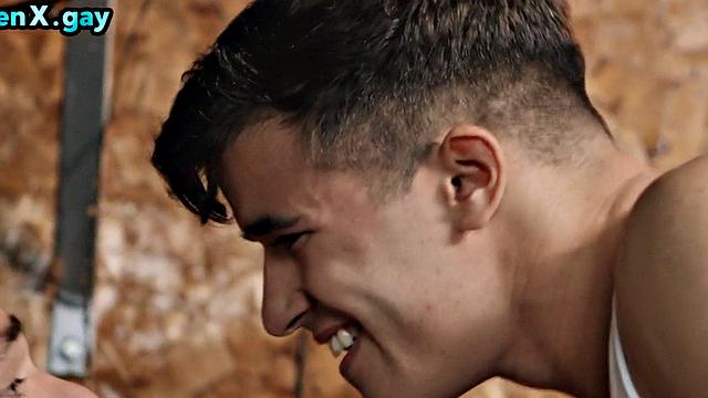 Barebacked twink cums and gets facial from BFs cock