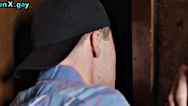 Barebacked twink cums and gets facial from BFs cock