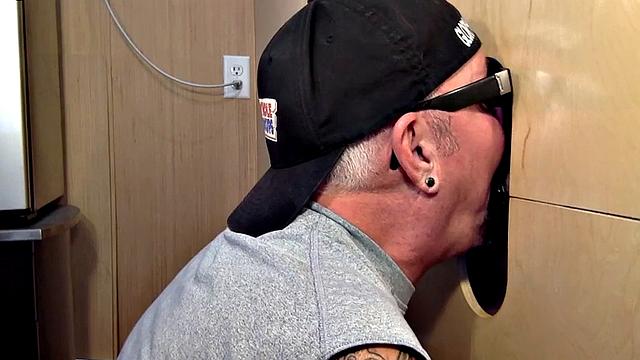Gloryhole DILF sucks cock in homemade private video