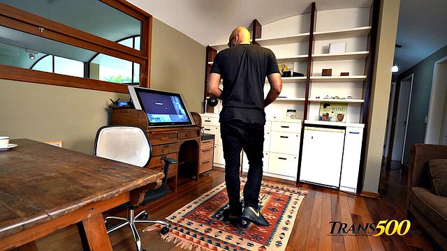 Luna Von Crimson - Crushing Crimson