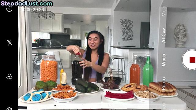 Petite babe pussypounded by DILF