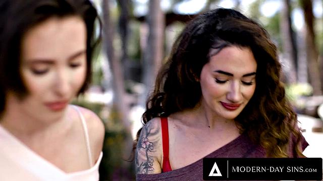 Арабель Рафаэль и Кэйси Кэлверт не могут удержаться друг от друга - жаркая лесбийская измена с бывшим на виду!