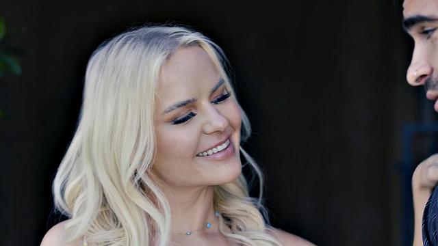 Big sensual blonde bae cockriding lover in close up