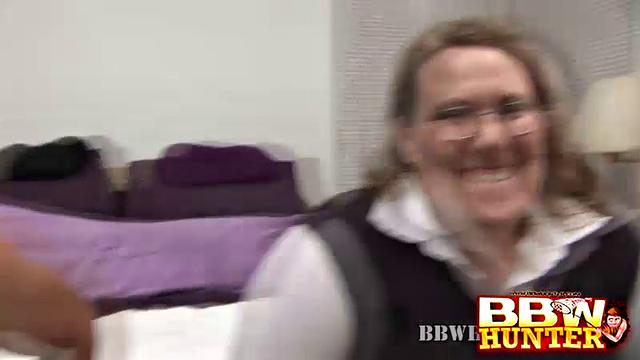 Shy Plumper Loosens Up For a Cock