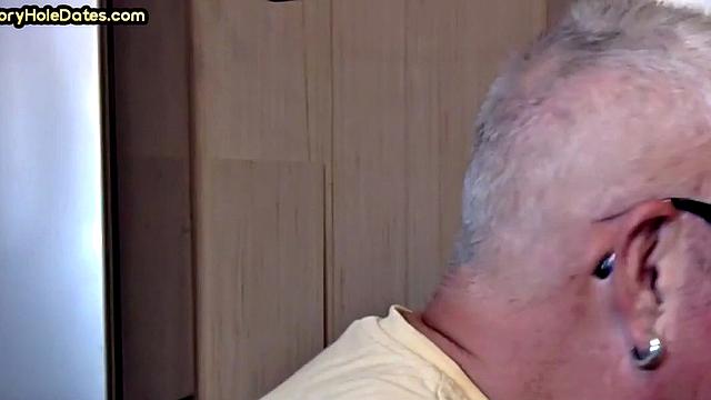 Grayhair gloryhole DILF sucks in private closeup video