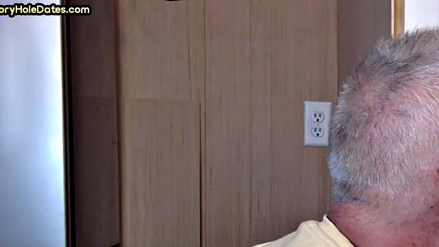 Grayhair gloryhole DILF sucks in private closeup video