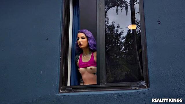 Spying on Valentina Steele