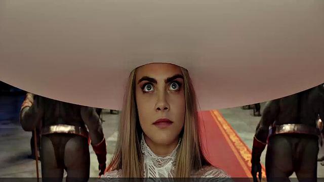 Cara Delevingne bikini video