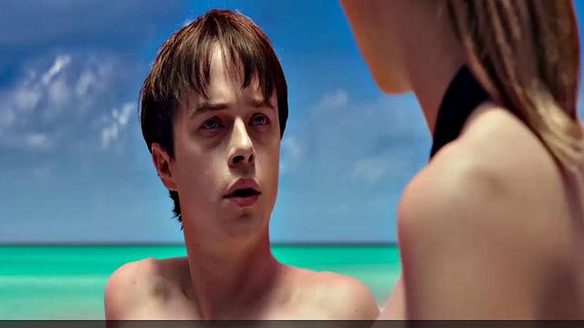 Cara Delevingne bikini video