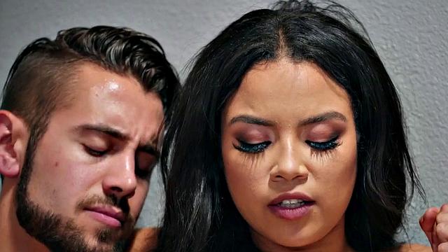 Bisex Asian babe deepthroats and gets fucked in elevator 3some