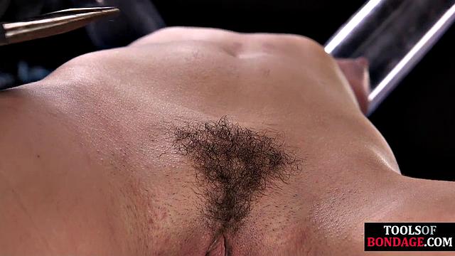 Hardited 21yo pleasing her maledom