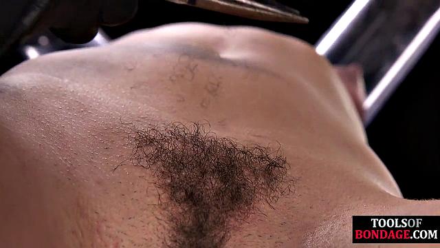 Hardited 21yo pleasing her maledom