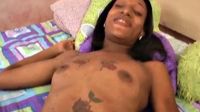 Tattooed teen fingered in session