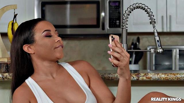 Peeping at the Hot Roommate