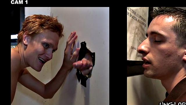 Стрейт мужик сунулся в глори-холл, а там отсосали