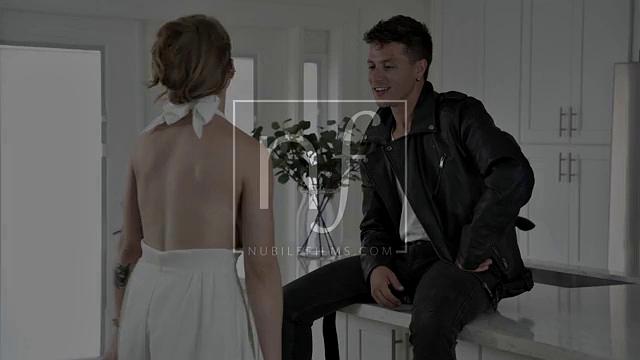 She's Sweeter Than Candy - S45:E14