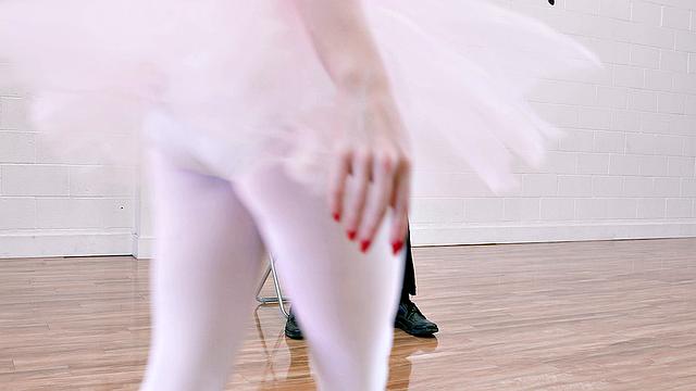 Ballerina Banging
