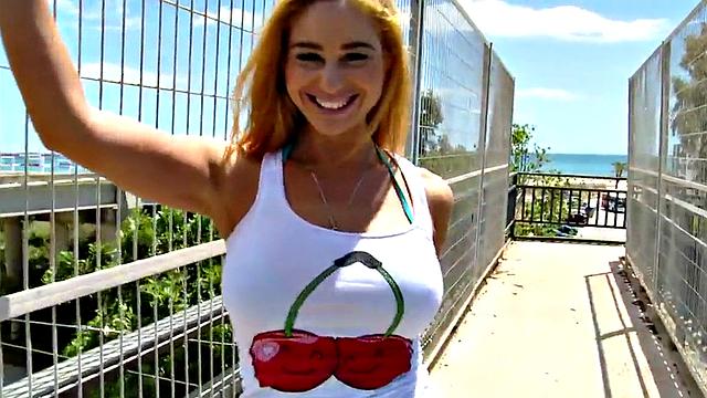 Public pussyravaging slut