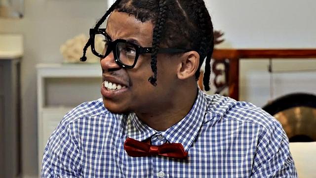 Short Black guy bangs busty Ebony babe in pantyhose