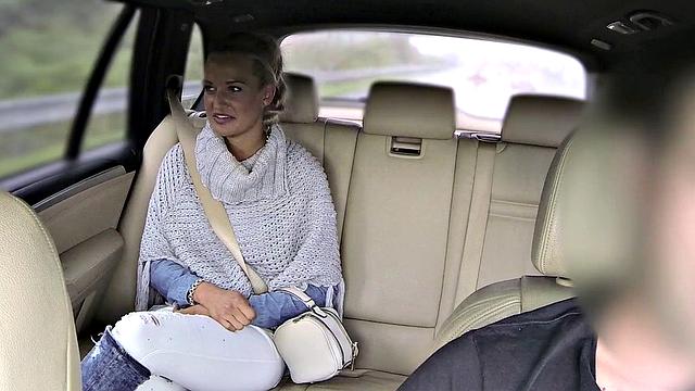 Married lady sucks and fucks driver