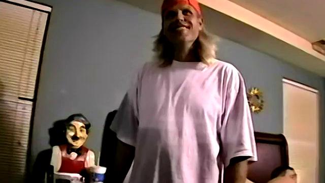 Tommy Daddy Shoots a Hot Load - Tom