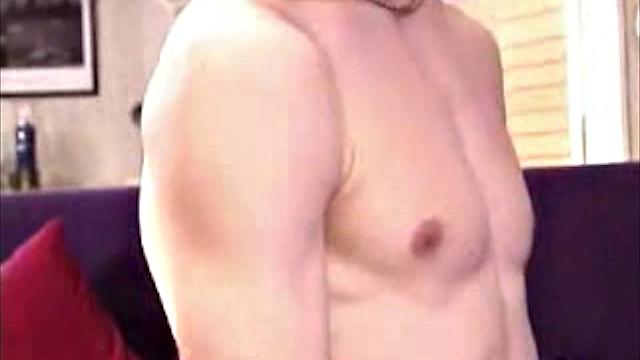Кристиан берёт и жёстко трахает Адама в жаркой гей-встрече