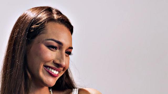 Tall babe in solo masturbation