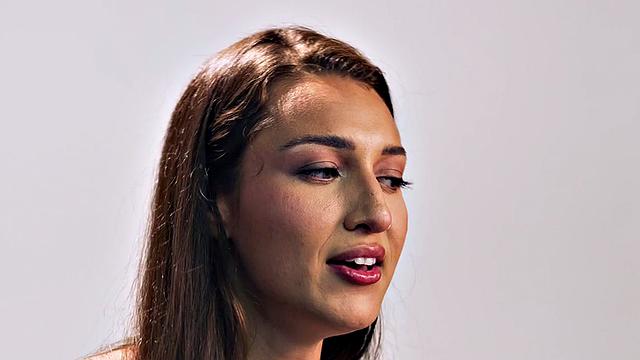 Tall babe in solo masturbation