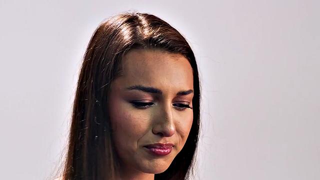 Tall babe in solo masturbation