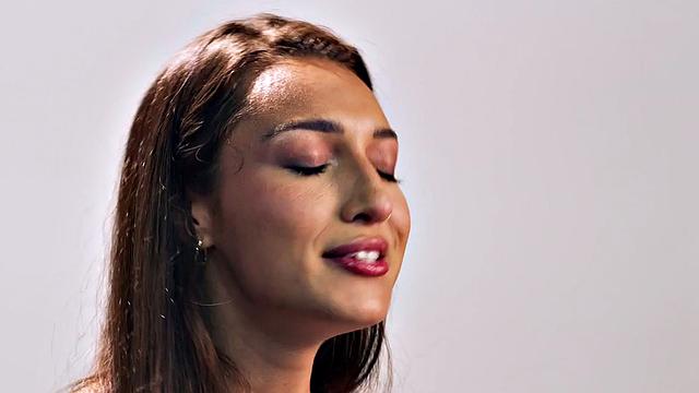 Tall babe in solo masturbation