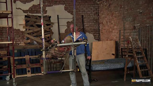 Flogged And Stroked Free Of Cum - Izan Loren With Sebastian Kane
