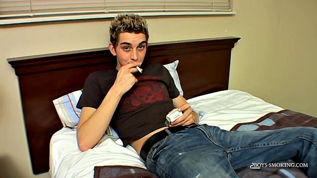 Hoyt Smoke & Stroke - Smoking and Jerking Off with Hoyt