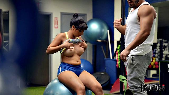 Gym Voyeur