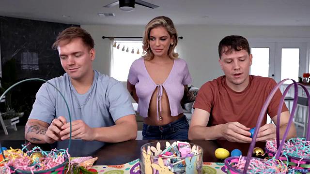 Easter Toys For Stepmom - S3:E7