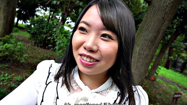 Kaede Morimoto does not have many experiences but she loves that